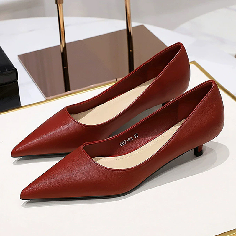 Moda Sivri Burun Orta Topuklu  - Shoe Tree incelemesi ve fiyatı