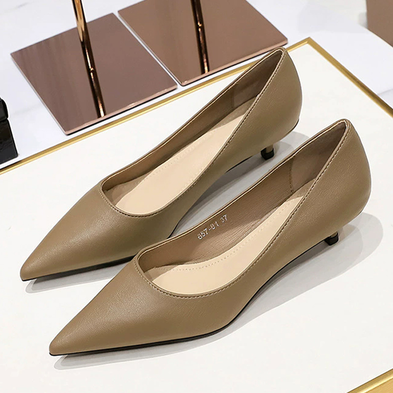Moda Sivri Burun Orta Topuklu  - Shoe Tree incelemesi ve fiyatı